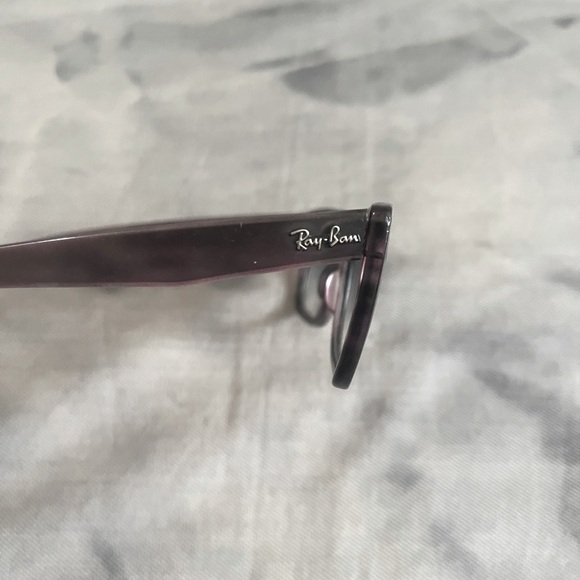 Ray-Ban Caribbean Wayfarer Sunglasses - Picture 7 of 10